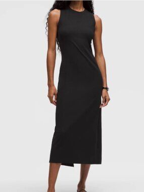 euc - All Aligned Ribbed Midi Dress - black size 4